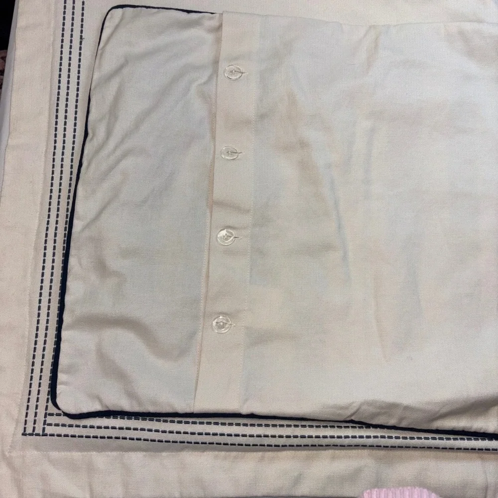 Madison Park Lot of 2 Pillow Shams‎ Blue Stripe, Beige Button Closure-No Pillows